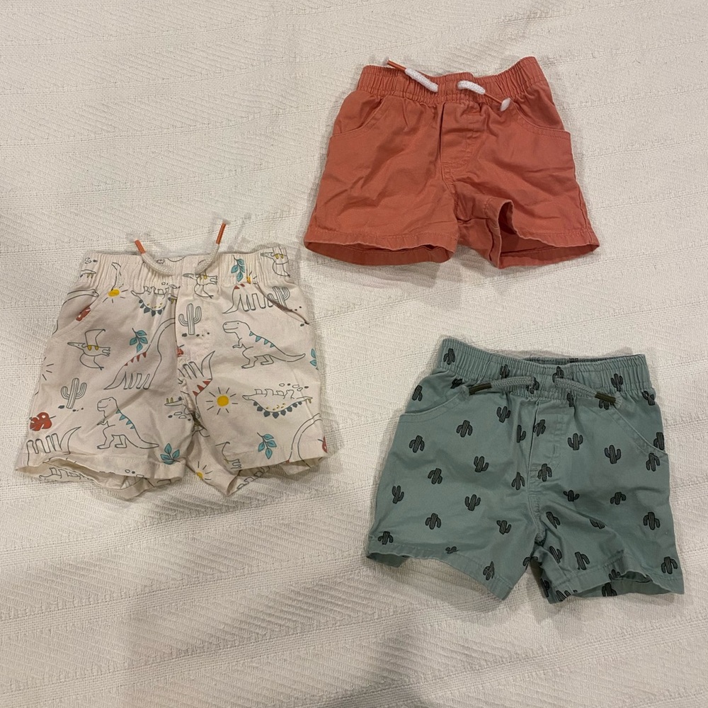 Infant shorts, excellent condition